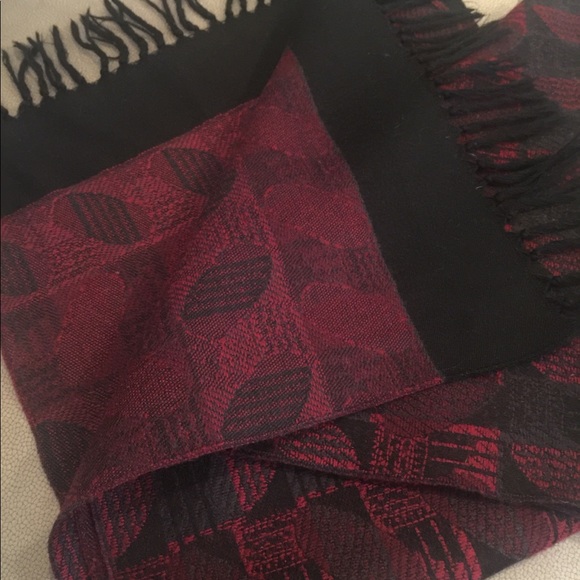 Museum of Fine Arts Boston scarf 100% wool - Picture 4 of 6